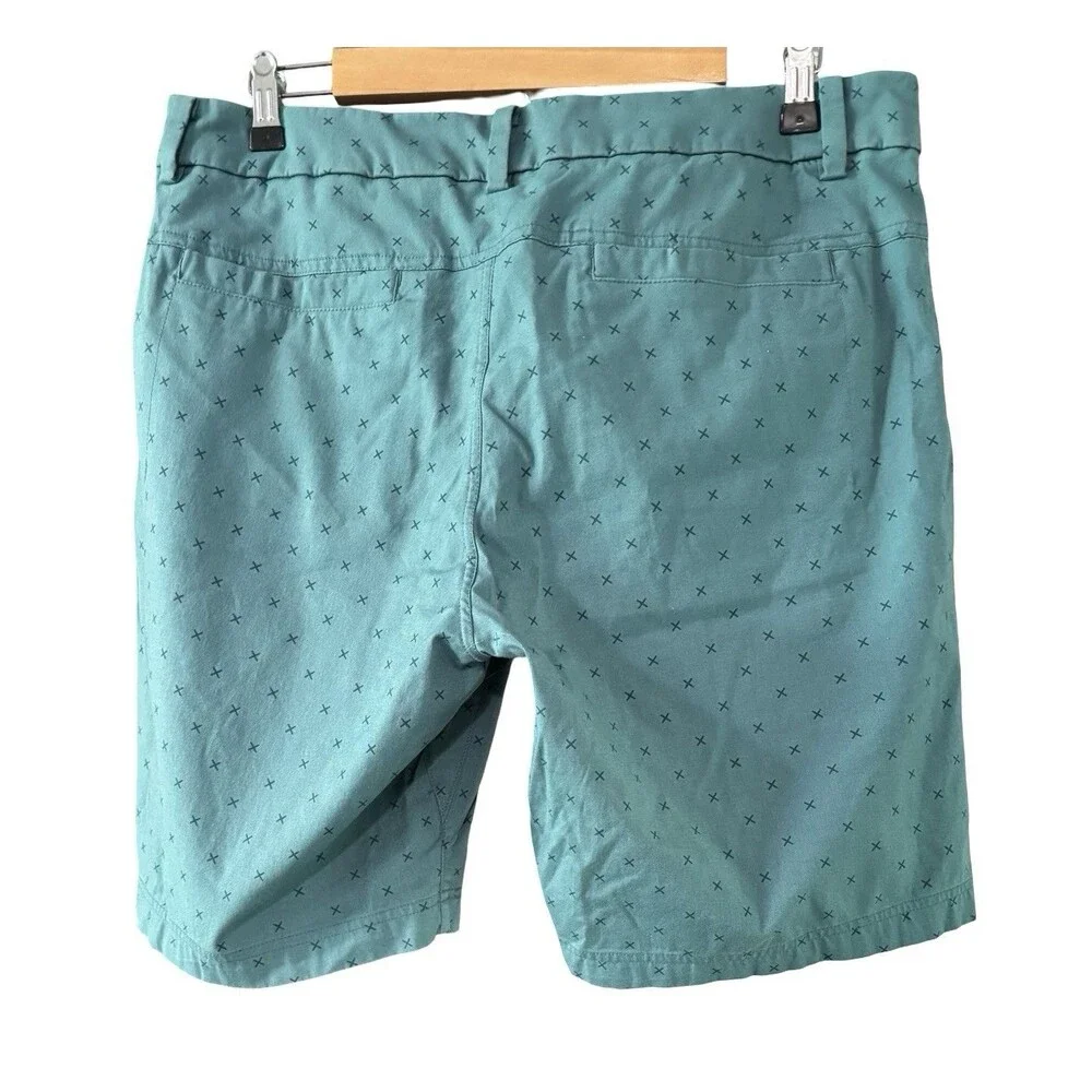 Lululemon The Works Chino Green Cross Print 9